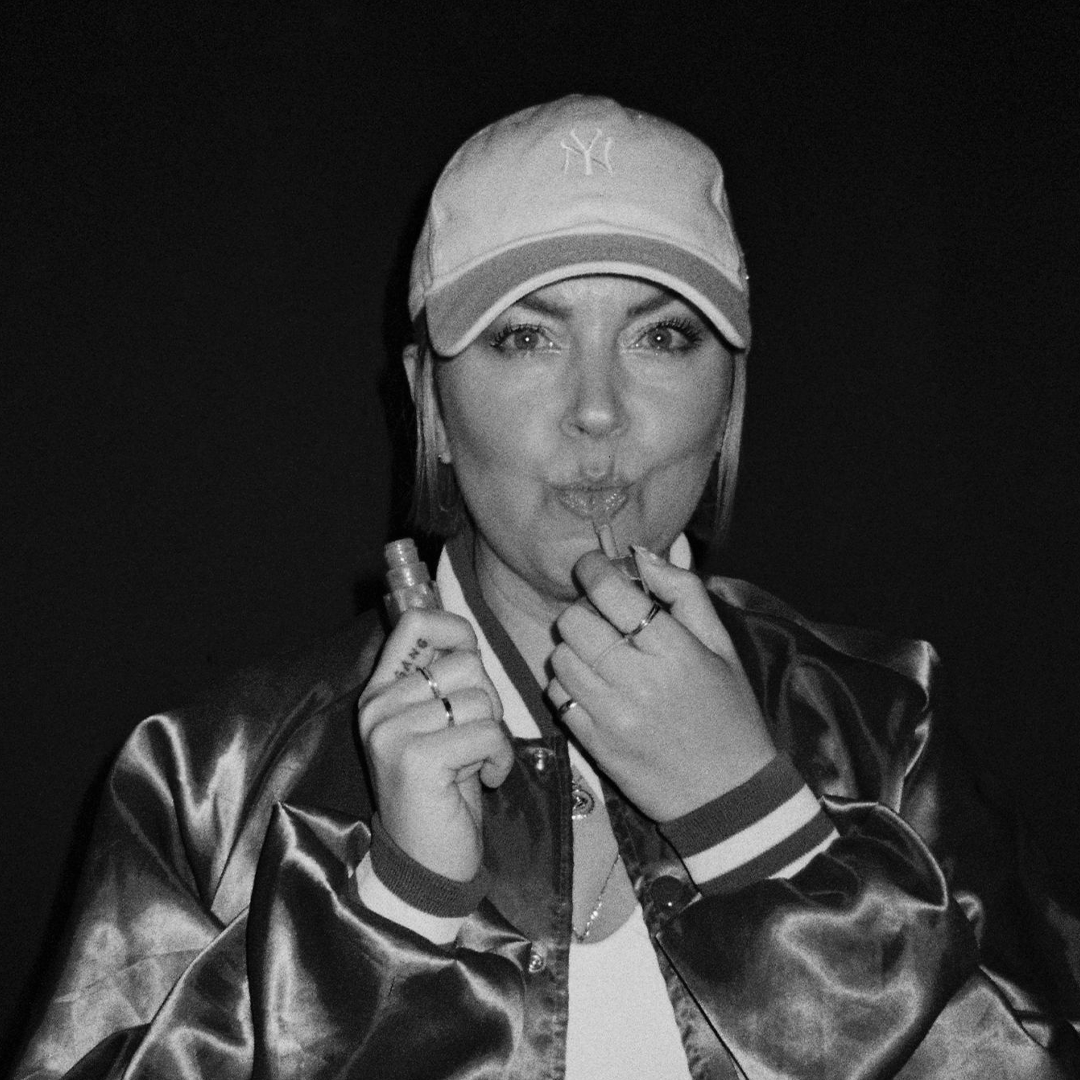 DJ Kelly - Throwback Shorties 